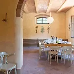Terripi 10, Emma *